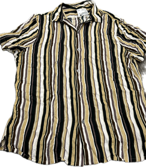 Vist Large View of Product Image Which is Used Express Mens Short Sleeve Top L/16-16.5