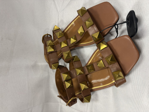 Vist Large View of Product Image Which is Used Valentino Sandals 8