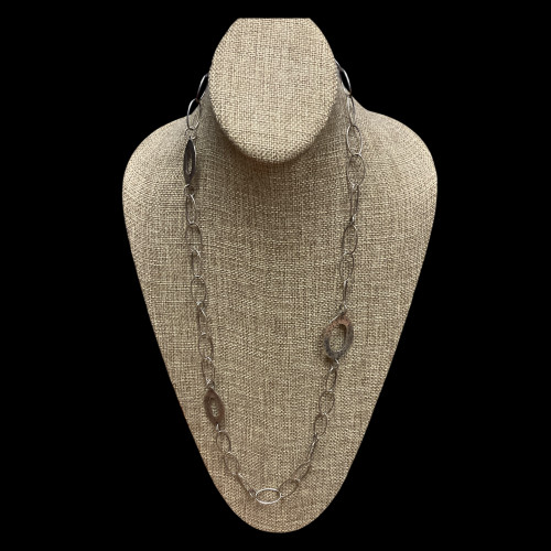 Vist Large View of Product Image Which is Used Silpada Necklace