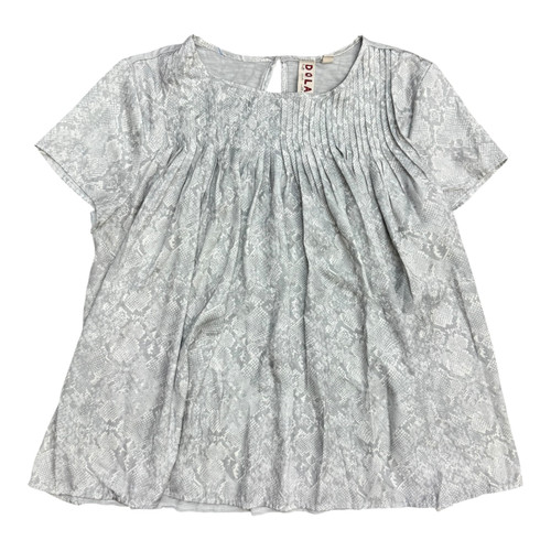 Vist Large View of Product Image Which is Used Dolan Short Sleeve Top M-8/10