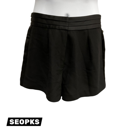 Vist Large View of Product Image Which is Used FRAME Shorts 12-31