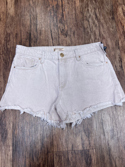 Vist Large View of Product Image Which is Used Kut From The Kloth Shorts 10-30