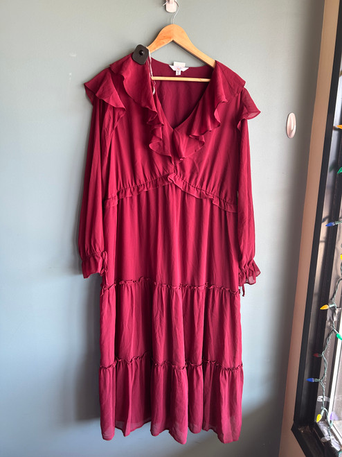 Vist Large View of Product Image Which is Used Time And Tru Long Dress F 3X-22