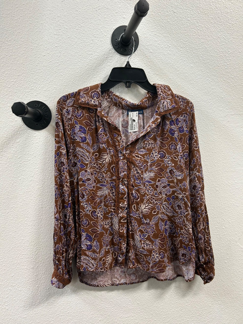 Vist Large View of Product Image Which is Used Democracy Long Sleeve Top M-8/10