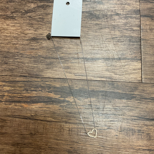 Vist Large View of Product Image Which is Used Kendra Scott Necklace