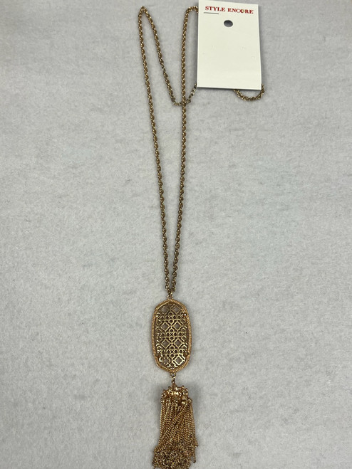 Vist Large View of Product Image Which is Used Kendra Scott Necklace