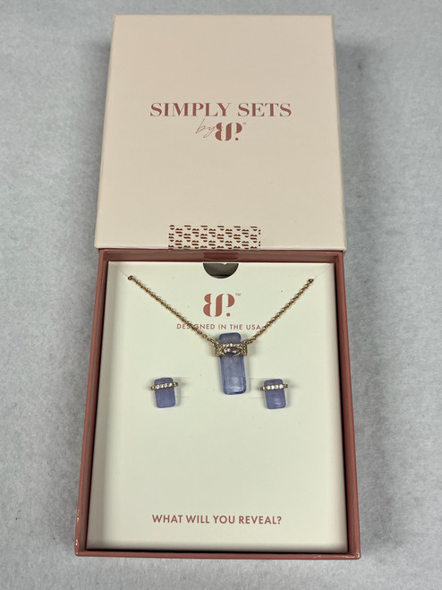 Vist Large View of Product Image Which is Used Bomb Party Necklace