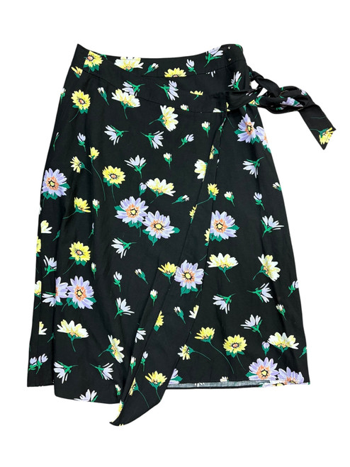 Vist Large View of Product Image Which is Used Loft Short Skirt 10-30