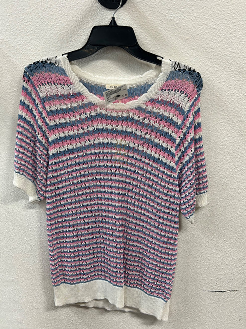 Vist Large View of Product Image Which is Used Jodifl Short Sleeve Top L-12/14