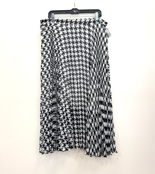 Vist Large View of Product Image Which is Used Vince Camuto Long Skirt 18-34