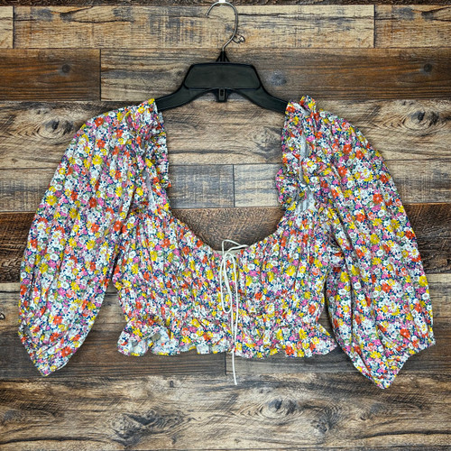 Vist Large View of Product Image Which is Used For Love And Lemons Short Sleeve Top S-4/6