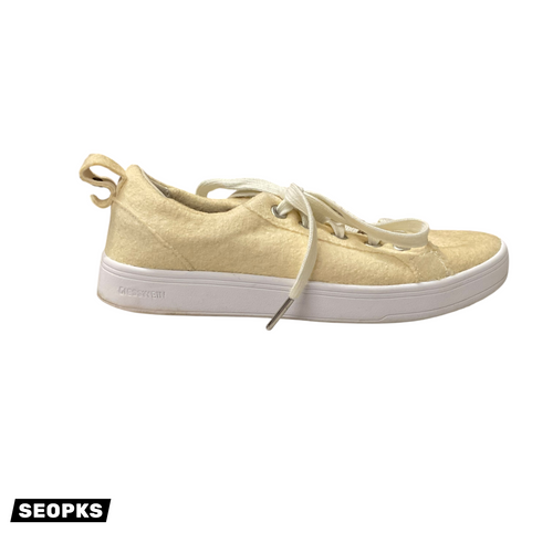 Vist Large View of Product Image Which is Used giesswein Casual Shoes 8.5