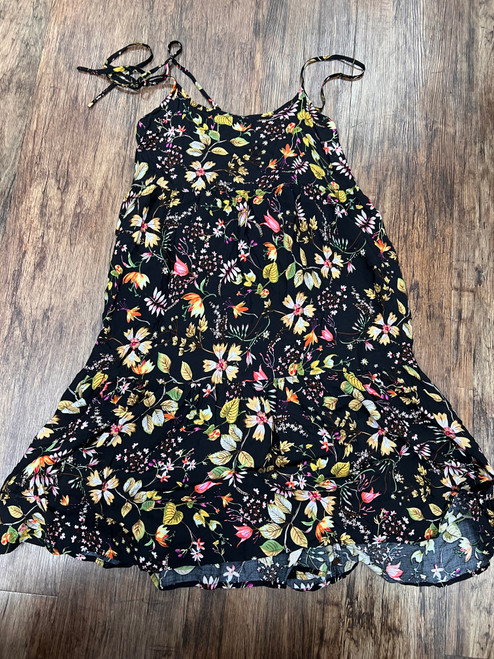 Vist Large View of Product Image Which is Used Unbranded Short Dress B M-8/10