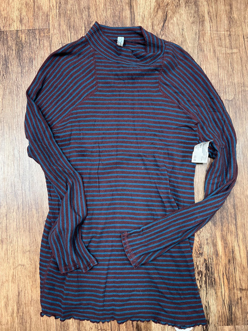 Vist Large View of Product Image Which is Used Free People Long Sleeve T-Shirt L-12/14