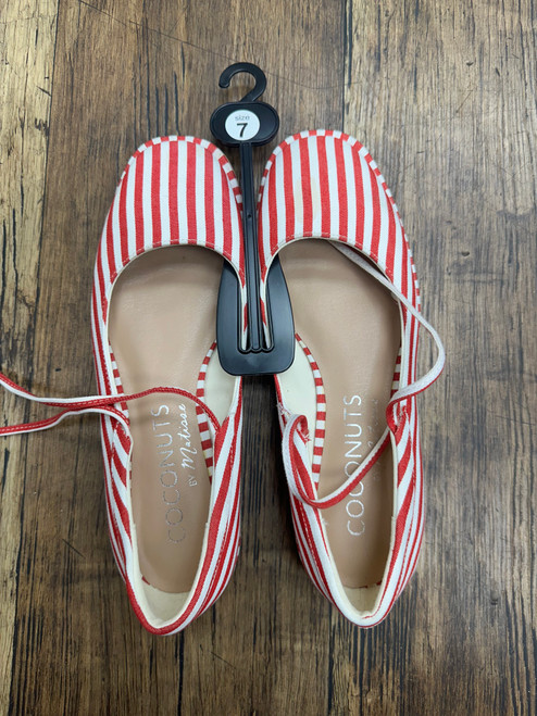 Vist Large View of Product Image Which is Used Coconuts By Matisse Flats 7