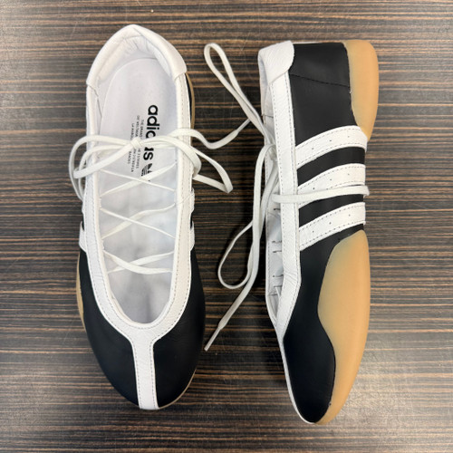 Vist Large View of Product Image Which is Used Adidas Casual Shoes 9.5