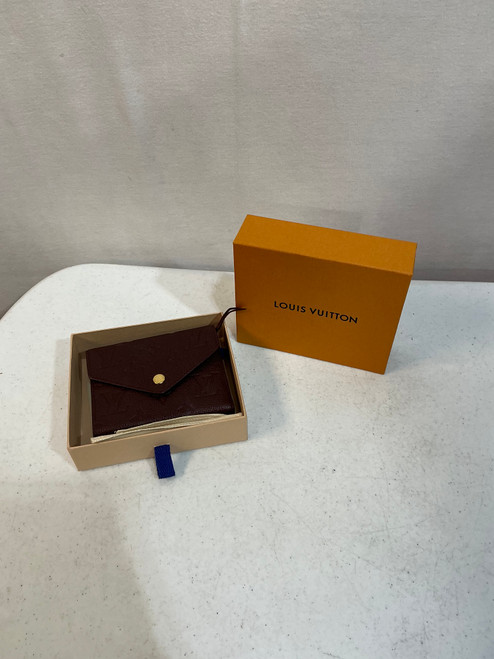 Vist Large View of Product Image Which is Used Louis Vuitton Leather Wallet