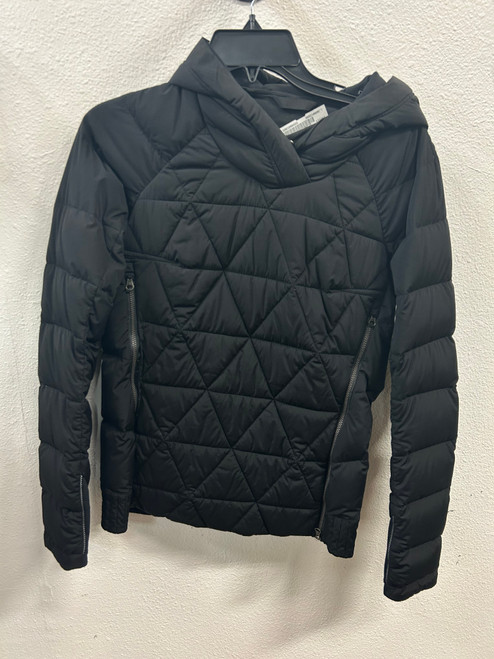 Vist Large View of Product Image Which is Used Lululemon Athletica Short Light Jacket XS-0/2
