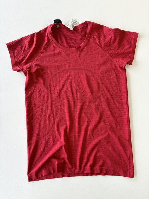 Vist Large View of Product Image Which is Used Lululemon Athletica Mens Active T-Shirt M