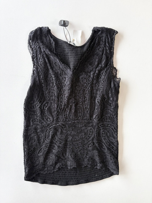 Vist Large View of Product Image Which is Used Unbranded Tank Top XL-16