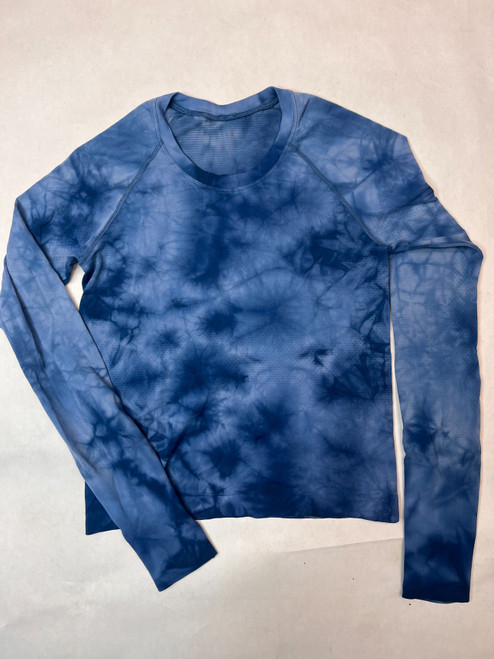 Vist Large View of Product Image Which is Used Lululemon Athletica Active Long Sleeve M-8/10