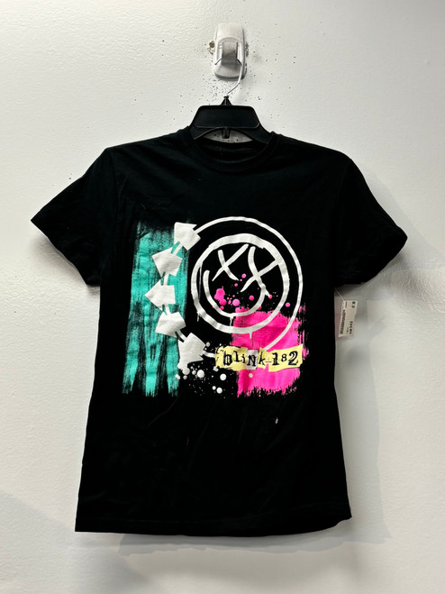 Vist Large View of Product Image Which is Used BLINK 182 T-Shirt S-4/6