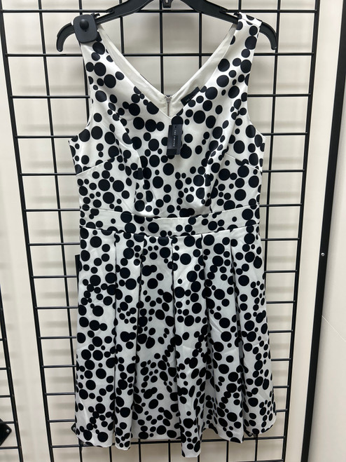 Vist Large View of Product Image Which is Used The Limited Short Dress F S-4/6