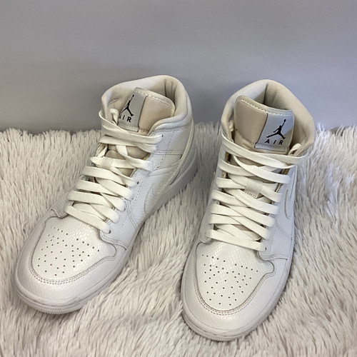 Vist Large View of Product Image Which is Used Nike Performance Shoes 8