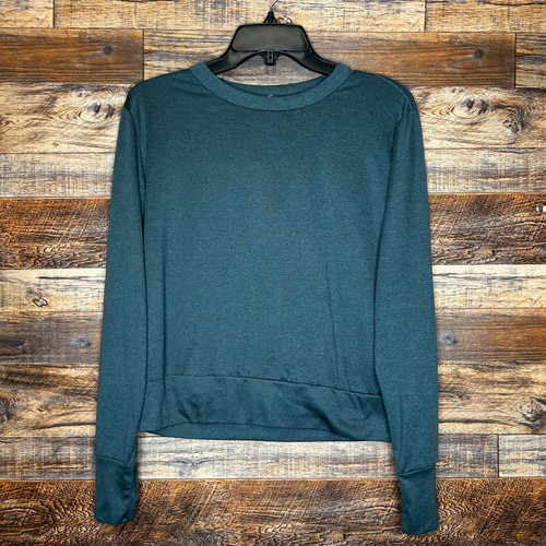 Vist Large View of Product Image Which is Used Vuori Active Long Sleeve M-8/10