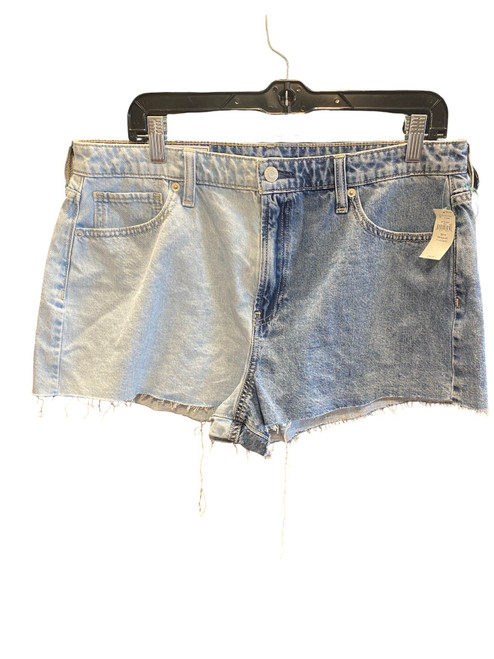 Vist Large View of Product Image Which is Used Gap Shorts 14-32