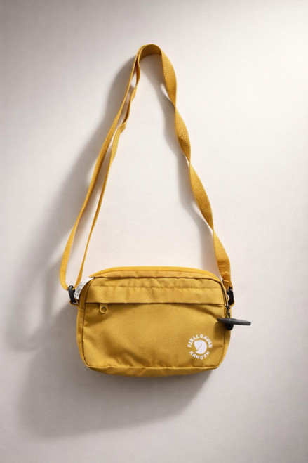 Vist Large View of Product Image Which is Used Fjallraven Kanken Small Handbag