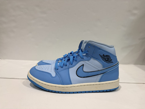 Vist Large View of Product Image Which is Used Air Jordan Performance Shoes 9.5