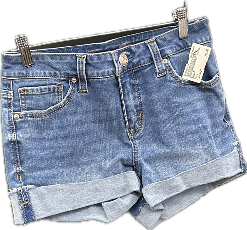 Vist Large View of Product Image Which is Used Seven7 Shorts 4-27