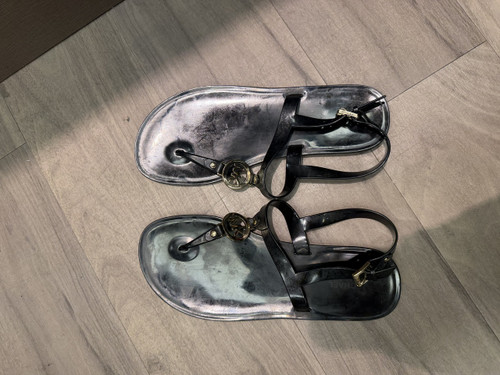 Vist Large View of Product Image Which is Used Michael Michael Kors Flip Flops 8