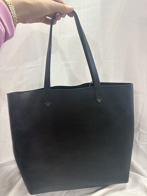 Vist Large View of Product Image Which is Used Madewell Large Leather Handbag