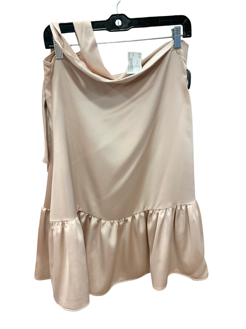 Vist Large View of Product Image Which is Used Unbranded Short Dress B S-4/6