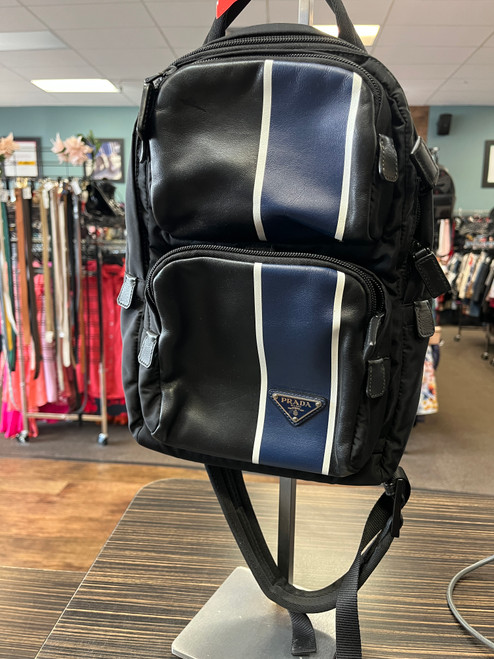 Vist Large View of Product Image Which is Used Prada Small Leather Handbag