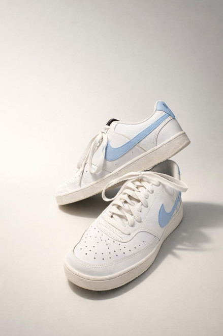 Vist Large View of Product Image Which is Used Nike Casual Shoes 7.5