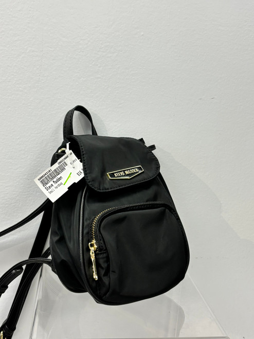 Vist Large View of Product Image Which is Used Steve Madden Small Handbag