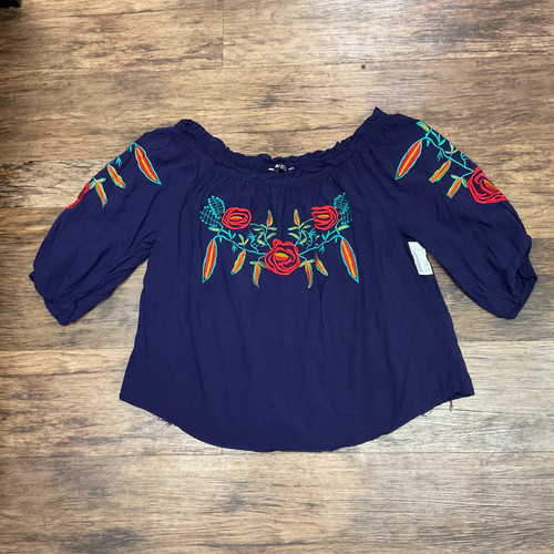 Vist Large View of Product Image Which is Used Angela Plus Short Sleeve Top 3X-22