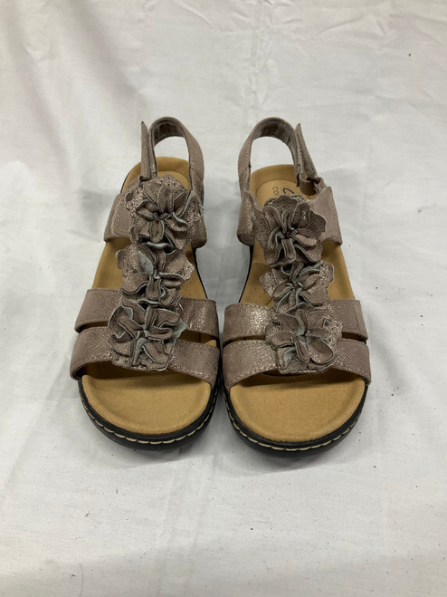 Vist Large View of Product Image Which is Used Clarks Sandals 9