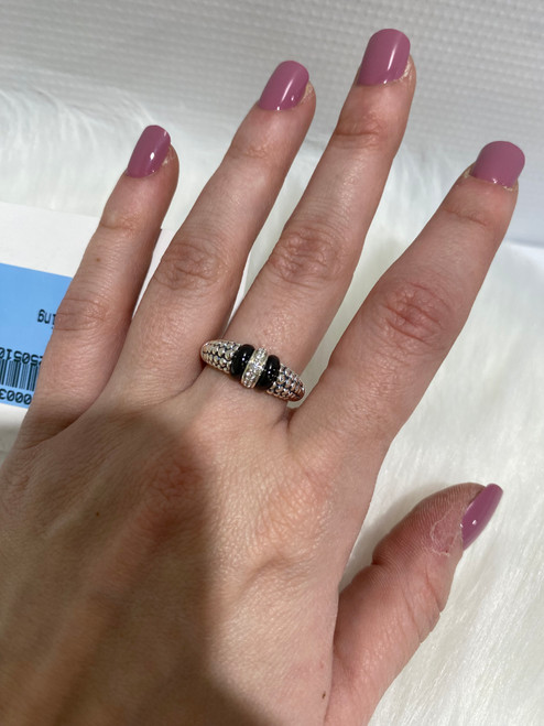 Vist Large View of Product Image Which is Used Lagos Ring