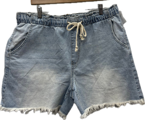 Vist Large View of Product Image Which is Used Celebrity Pink Shorts 16-33