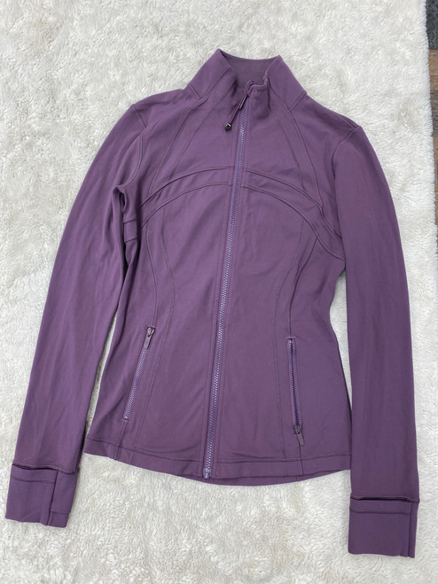 Vist Large View of Product Image Which is Used Lululemon Athletica Active Long Sleeve S-4/6