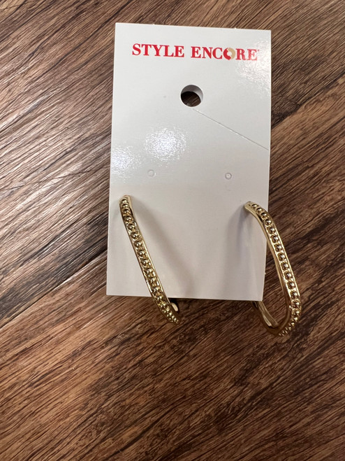 Vist Large View of Product Image Which is Used Kendra Scott Earrings