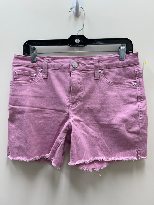 Vist Large View of Product Image Which is Used Seven7 Shorts 6-28