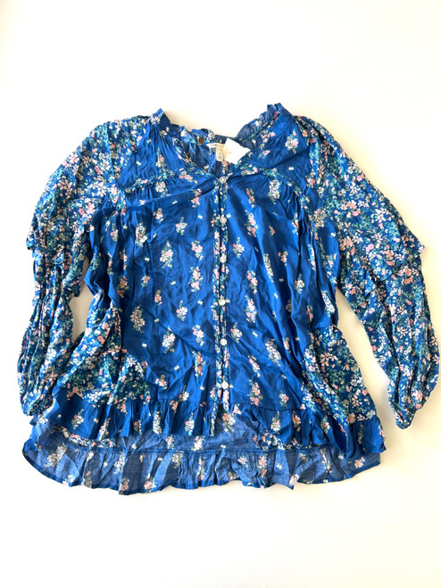 Vist Large View of Product Image Which is Used Cato Long Sleeve Top M-8/10