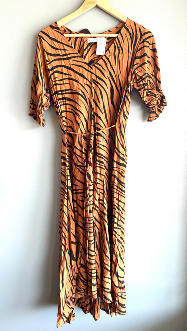 Vist Large View of Product Image Which is Used Unbranded Long Dress F S-4/6