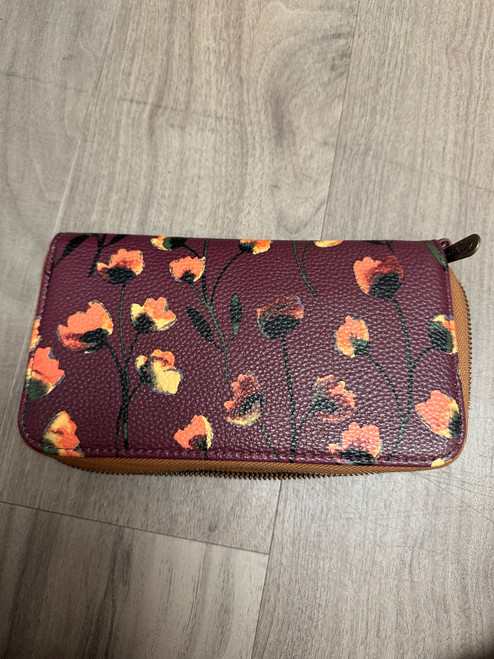 Vist Large View of Product Image Which is Used Thirty-One Leather Wallet