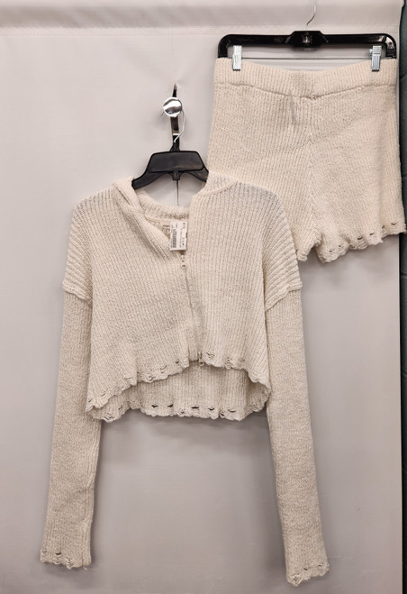 Vist Large View of Product Image Which is Used Unbranded Romper XL-16